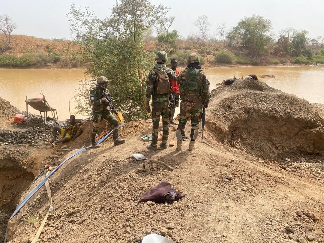 Sénégal : l’armée démantèle plus de 40 sites d’orpaillage clandestin