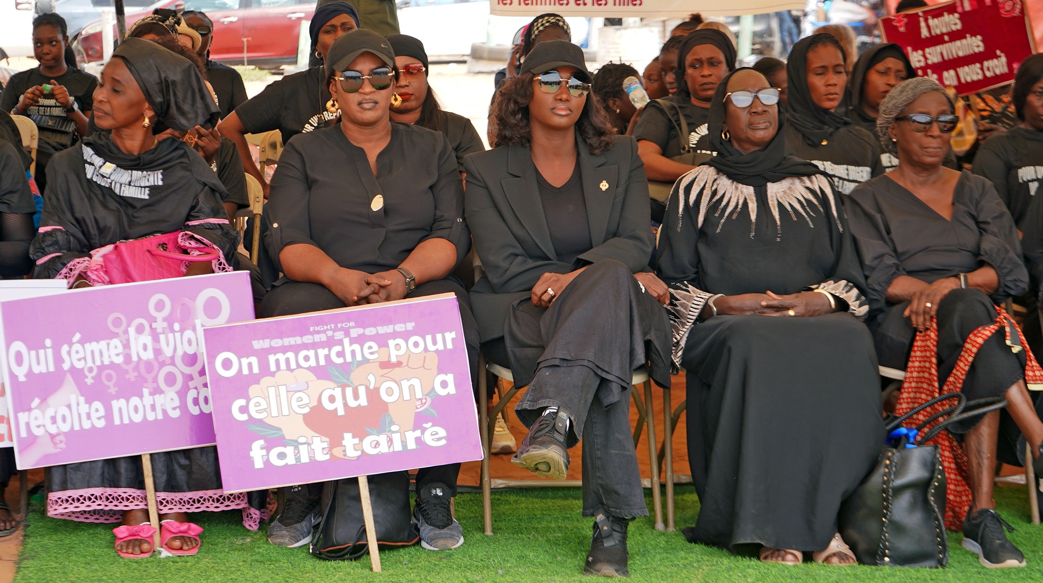 Sénégal : des associations féministes manifestent contre les violences faites aux femmes